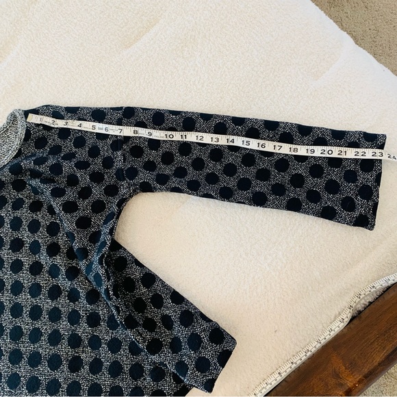 Madewell Reversible Sweater - like new condition. Size Small - Picture 13 of 16